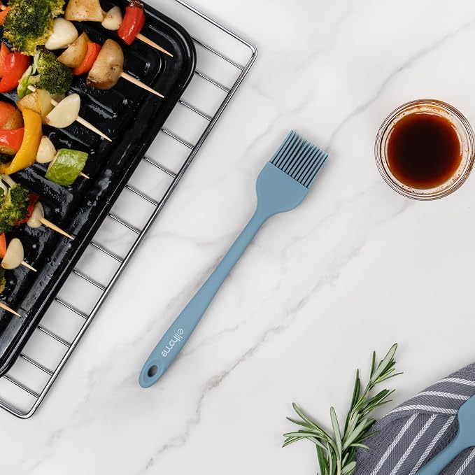 Mini Silicone Basting Pastry Brush, Cooking Brush for Oil Sauce Butter Marinades, Food Brushes for BBQ Grill Kitchen Baking, Baster Brushes Food Grade, 4 Pack Multi Color