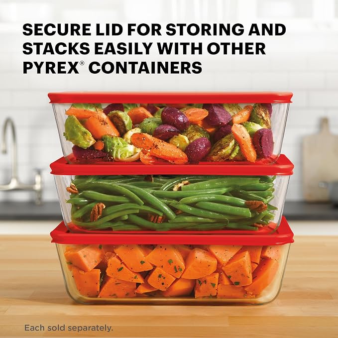 Pyrex Simply Store 11 Cup Glass Food Storage Container, BPA-Free Lid | Meal prep container with BPA-free plastic lid, freezer, dishwasher & microwave safe