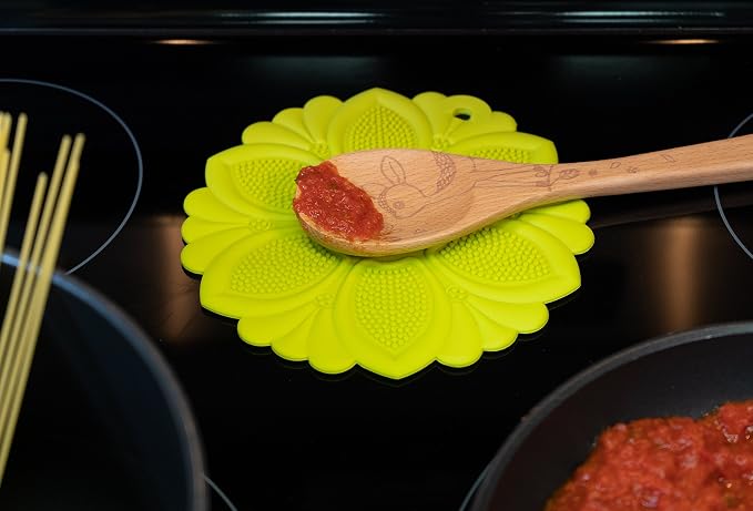 Talisman Designs No-Slip Grip Silicone Hot Pad & Trivet, Surface Protection from Hot Dishes, Up to 500-Degree Heat Resistance, Multipurpose Kitchen Supplies, Black (Set of 1)