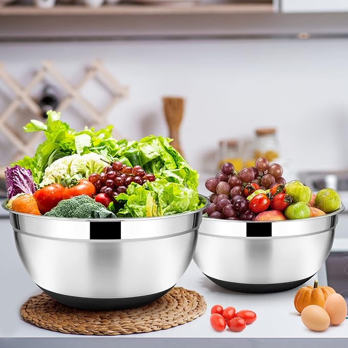 E-far Stainless Steel Mixing Bowls Set of 5, Size 7/3.5/2.5/1.5/1 QT, Metal Nesting Bowls with Black Airtight Lids & Non-Slip Bottoms, Great for Kitchen Cooking, Baking, Serving, Food Prep