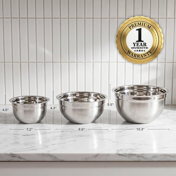 OVENTE Mixing Bowl Set with Lids, 3-Piece Stainless Steel Nesting Bowls for Easy Food Storage, Stackable Design, Kitchen Essential for Baking, Cooking and Prepping, Size 5, 3.5, 1.5QT, Silver BM46333S