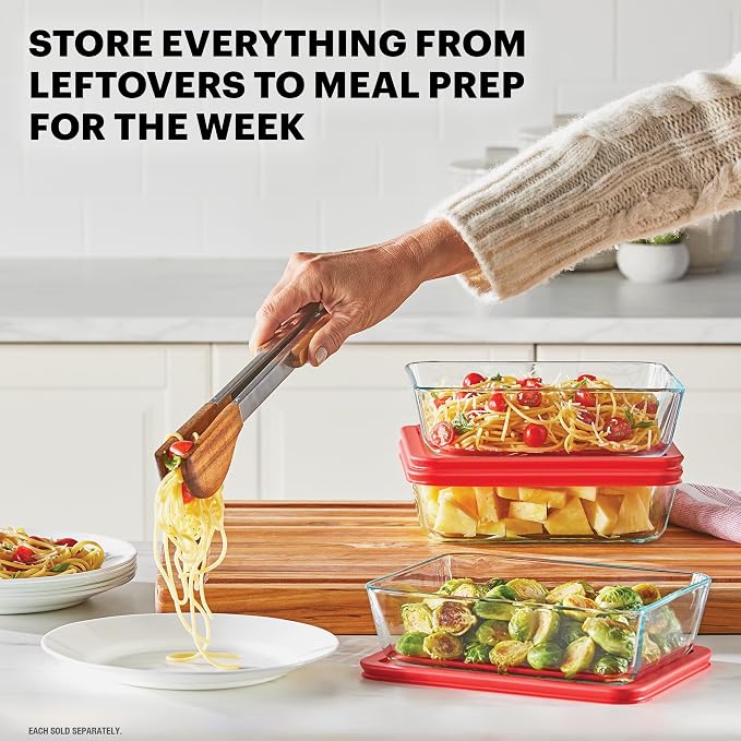 Pyrex Simply Store 6 Cup Glass Food Storage Container, BPA-Free Lids | BPA-free lid, freezer, dishwasher & microwave safe
