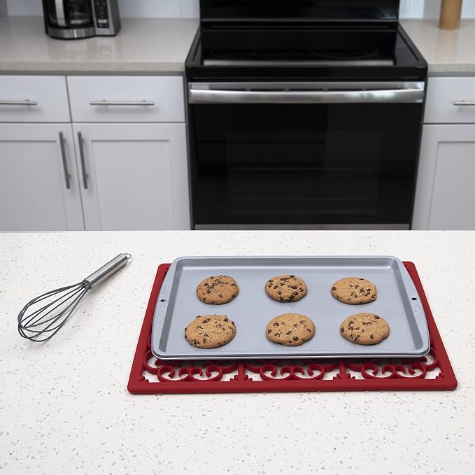 GASARÉ, Extra Large, Thick, Silicone Trivet for Hot Dishes, Pots, and Pans, Heat Resistant Mat for Countertop, Hot Pad for Kitchen, Easy to Clean, 16 x 12 x 3/8 Inches, Red