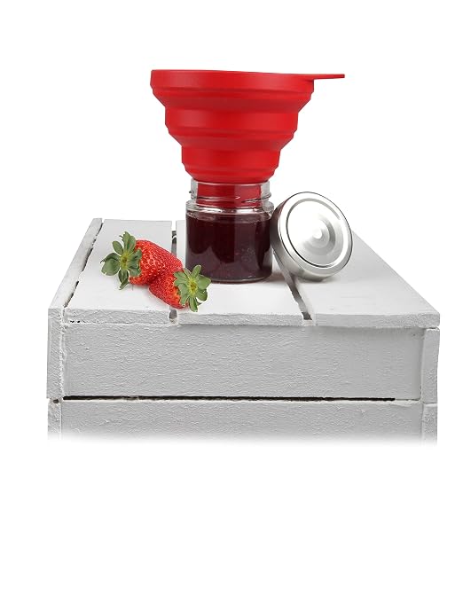 Dr.Oetker Funnel Flexxibel of Silicone Foldable in red, 8 x 8 x 10 cm