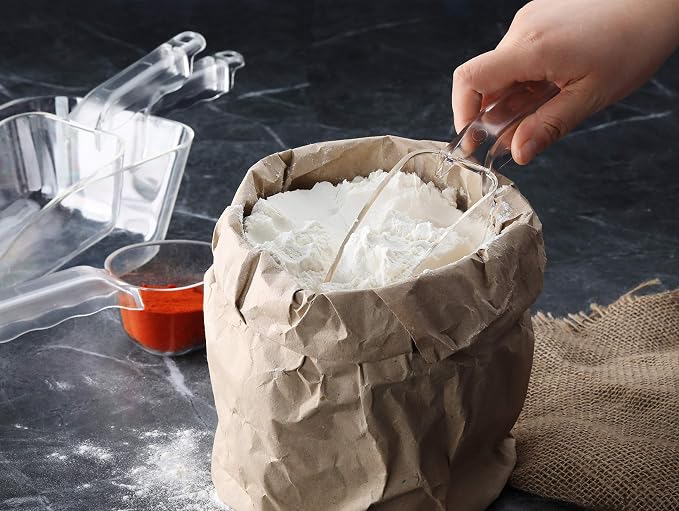New Star Foodservice Commercial Grade Polycarbonate Plastic Utility Ice Scoop, Clear, 12 oz