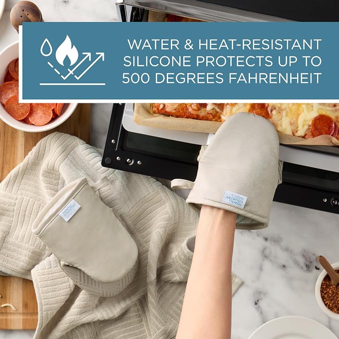 Town & Country Basics Basketweave Soft Silicone Mini Oven Mitt 2-Pack Set, Heat Resistant up to 500F, Flexible Silicone, Non-Slip Grip, Beige, 5.5"x8"
