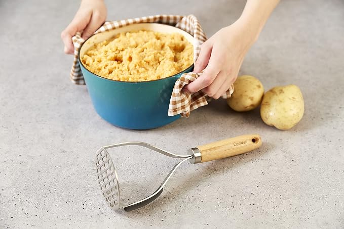 Culinare Naturals C70008 Masher | Sustainable Bamboo/Stainless Steel | (L)270mm x (W)105mm | Manual Hand Held Mashing Tool/Kitchen Utensil | Metal Masher/Includes Pan Scraper | Not Dishwasher Safe