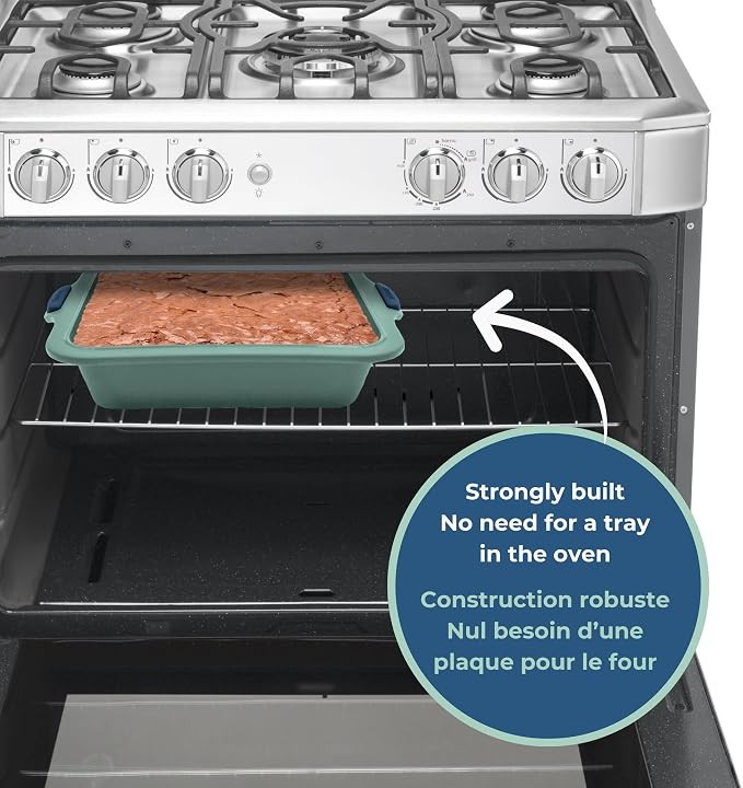 Starfrit Silicone Bakeware 8" (20cm) Square Cake Pan with Integrated Metal Frame - BPA-Free Premium Silicone - Heat Resistant - Ergonomic Handles - Easy Release - Oven & Dishwasher Safe - Green