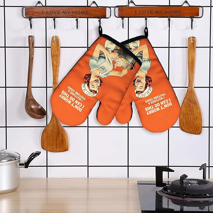 Don't Worry I Can Do This I Watched A YouTube Video, Funny Silicone Non-Slip Oven Mitts Sets of 2, Retro Cooking Baking Mitts, Kitchen Gift for Women, Housewarming Gifts