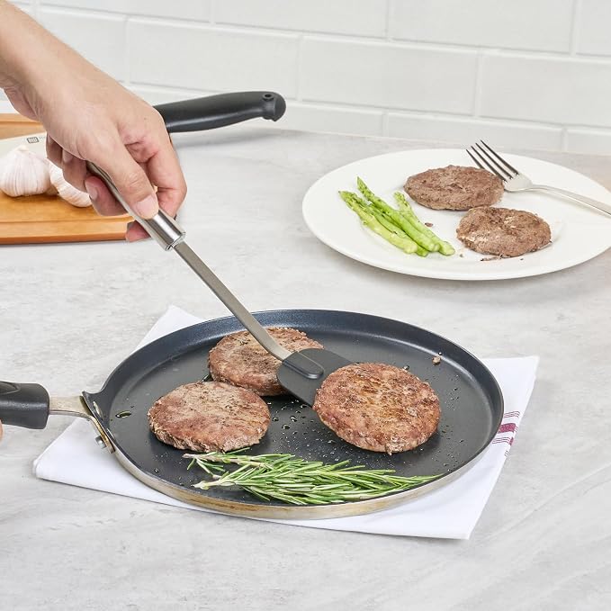 Restaurantware Nylon Slotted Turner - German Standard Kitchen Spatula with Stainless Steel Handle, Non-Stick Safe, Dishwasher Safe - Heat-Resistant Slotted Spatula for Eggs, Cookies, All Purpose