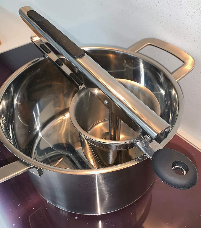 Potato Ricer Stainless Steel Professional- Sturdy Ricer for Mashed Potatoes - Light fluffy mash every time with your new potatoes ricer - Homemade baby food is a breeze with this vegetable ricer