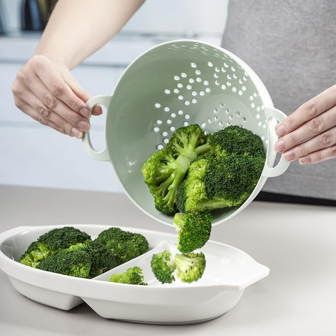 Zeal Melamine Colander Medium Sage Green (8”/20cm), 26 x 20 x 11 cm
