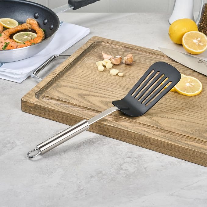 Restaurantware Nylon Slotted Turner - German Standard Large Kitchen Spatula with Stainless Steel Handle, Non-Stick Safe, Dishwasher Safe - Heat-Resistant Slotted Spatula for Eggs, Fish, All Purpose