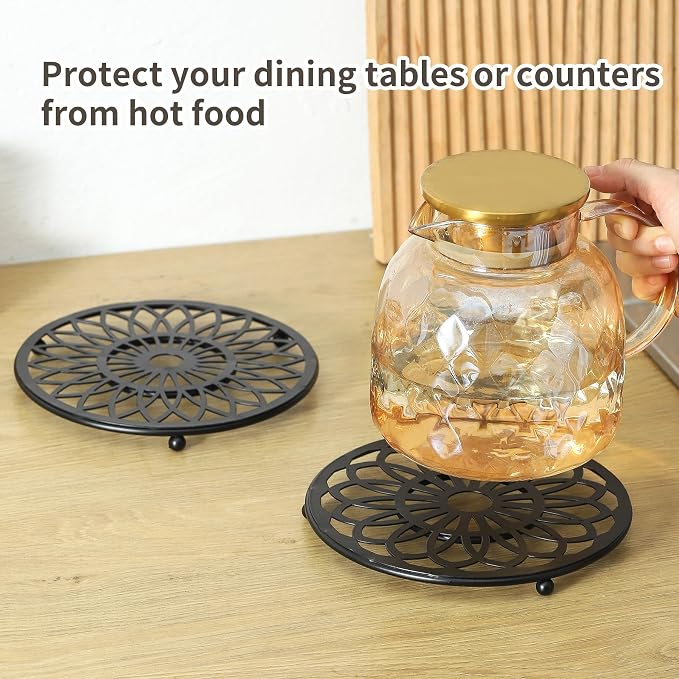 2 Pack Decorative Round Flower Trivets - 7 Inch Iron Pot Pads, Black Elegant Kitchen and Dining Table Protector, Teapot Stands Holders, Metal Plant Holder for Desktop Potted Plant、Small Green Plants