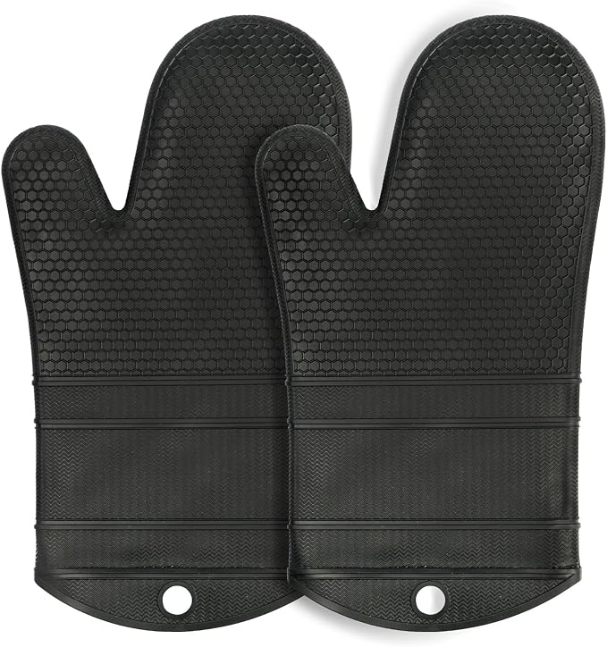 YUTAT Silicone Oven Mitts,Heat Resistant 500F Kitchen Mitts 2PCS,Perfect for BBQ, Baking and Cooking,Black