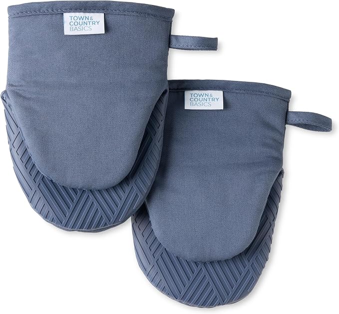 Town & Country Basics Basketweave Soft Silicone Mini Oven Mitt 2-Pack Set, Heat Resistant up to 500F, Flexible Silicone, Non-Slip Grip, Blue, 5.5"x8"