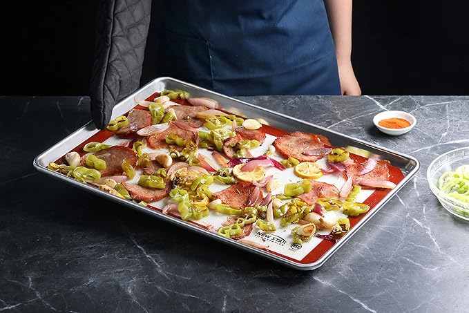 New Star Foodservice Commercial Grade Silicone Baking Mat Non Stick Pan Liner, 14 x 20 inch (Two-Thirds Size)
