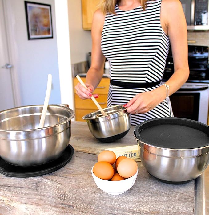 Stainless Steel Mixing Bowls with Lids and Non Slip Bases (Set of 5, Black)