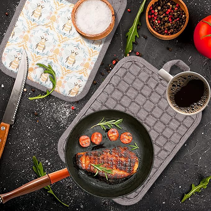 Pot Holders Set of 3 Silicone Printing Non Slip Heat Resistant, Yarm-Dyed Hot Pads Cotton Home Kitchen Cooking Barbecue Microwave Women Men Machine Washable BBQ Grilling. (Khaki Potholdes)