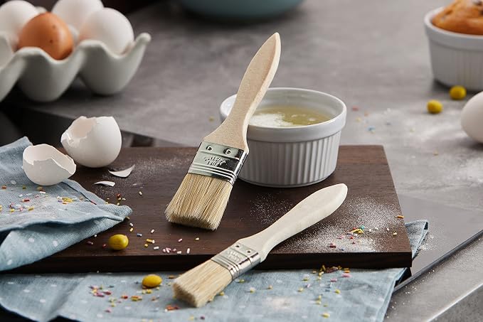 KitchenCraft Wide Wooden Basting/Pastry Brush Set (2 Pieces)