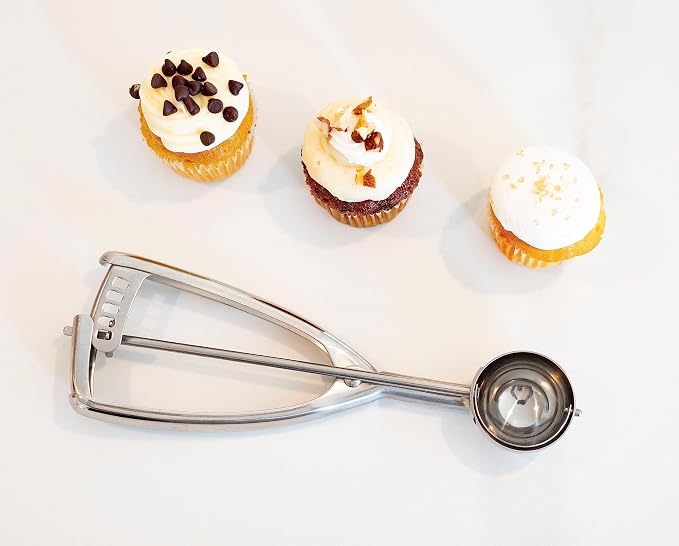 Jenaluca Medium Cookie Scoop, 18/8 Stainless Steel, 1.5 Tbsp, Size #50 | Disher for 2.5-inch cookies & mini cupcake batter. Squeeze release handle. Right and left handed use. Dishwasher safe.