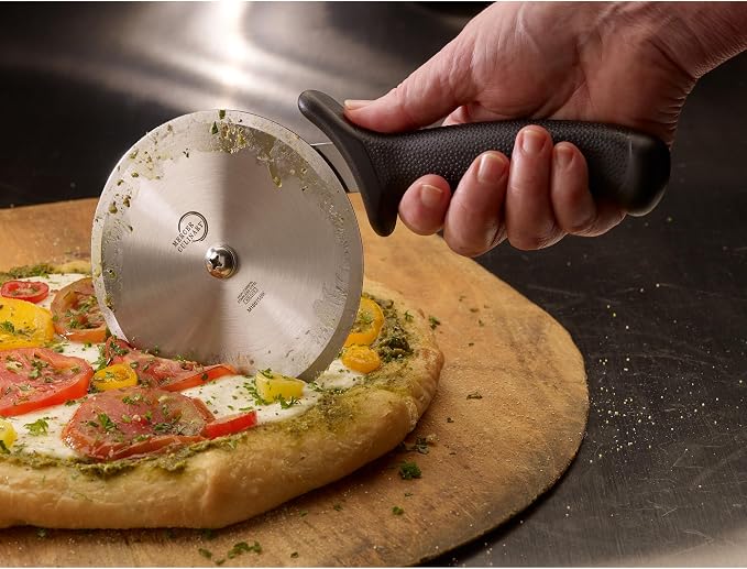 Mercer Culinary Millennia Pizza Cutter with Black Handle, 5 Inch Wheel, Stainless Steel