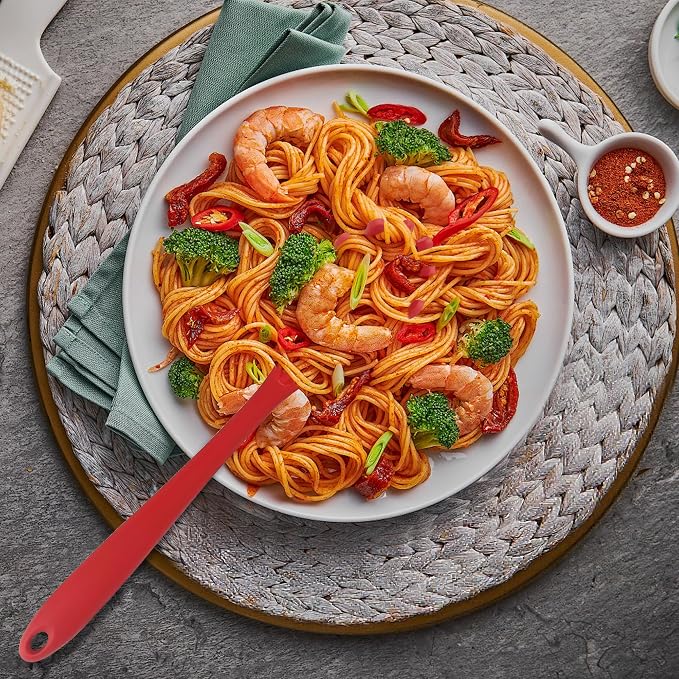 Spaghetti Spoon Set with Non-Slip Silicone Teeth, 12-Inch Non-Slip Pasta Spoon, Heat Resistant Kitchen Utensils with Storage Holes, Dishwasher Safe (red)