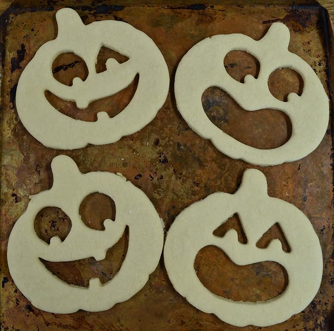Halloween Jack-o’-Lantern Cookie Cutter Set, 5-Piece 5.5" Copper Pumpkin Shape, USA-Made