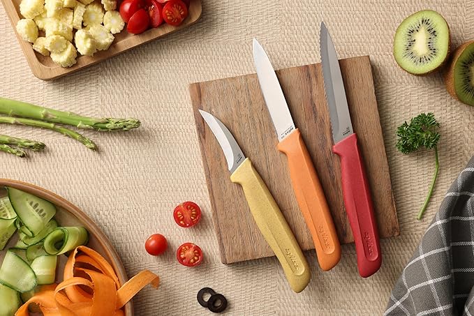 Zyliss Classic 3 Piece Peeling & Paring Knife Set with Straight, Serrated & Curved Blades, Stainless Steel 15° Edge, Ergonomic Wheat Straw Handles, Blade Covers