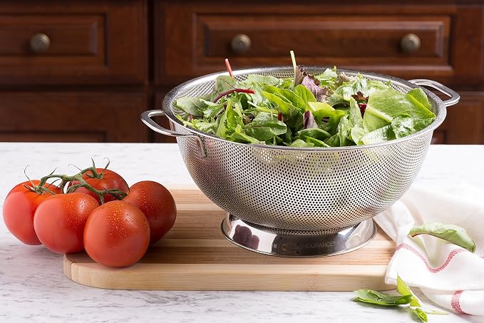 Bellemain 3 Qt Metal Colander with Handle | Pasta, Spaghetti, Berry, Fruit, Vegetable, Kitchen Food Strainer Basket | Premium Stainless Steel Colander Bowl | Pot Drainer for Cooking, Sifter Strainer