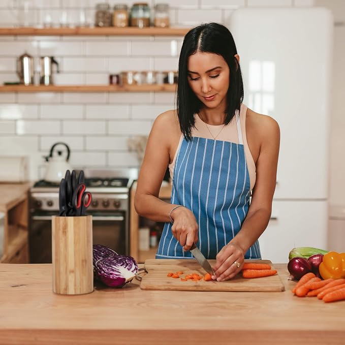 Relaxdays 10027601 Empty Bamboo Knife Block, Without Knives, for up to 10 Pieces, Rack HxD 23x12.5 cm, Natural