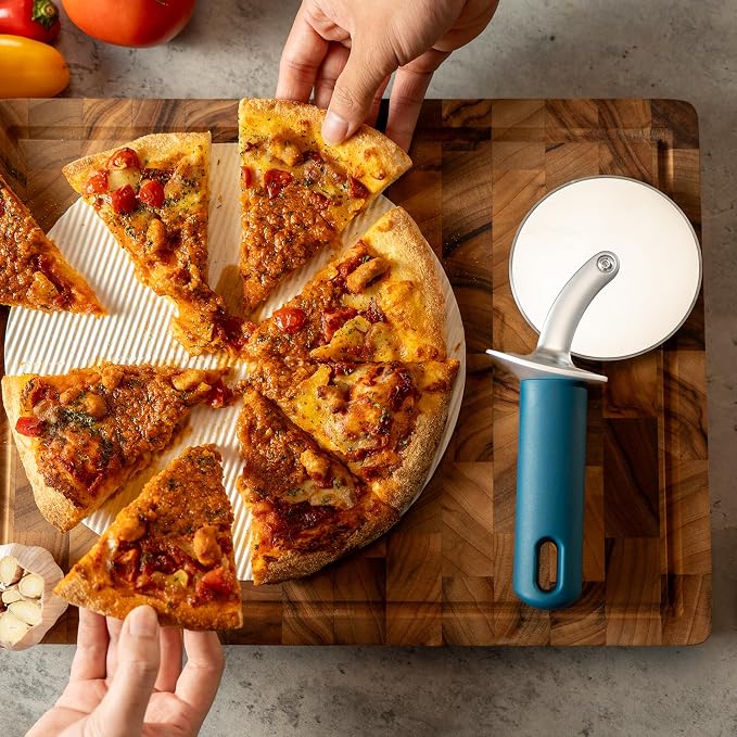 OOU Pizza Cutter, Stainless Steel Wheel Slicer with Premium Zinc Alloy Construction, Ergonomic TPE Non-Slip Grip Handle, Dishwasher Safe, Blue
