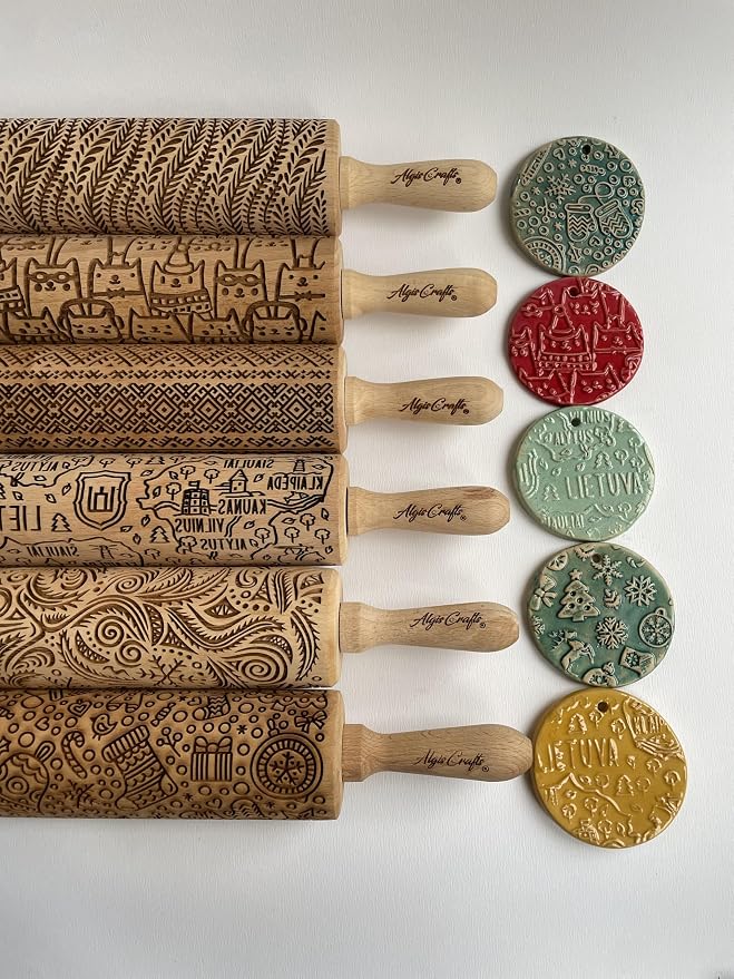 DRAGONS embossing rolling pin. Wooden embossing rolling pin with dragons