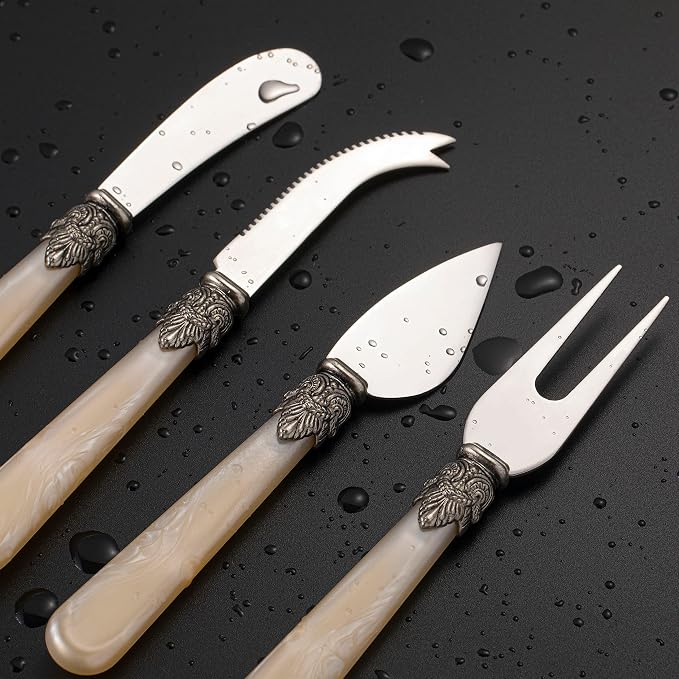 REVERIE Collection 4-piece Stainless Steel Butter Spreader Cheese Knife, Giftable Butter Knives set, Bread Knife set (Gold Cheese Knife set)