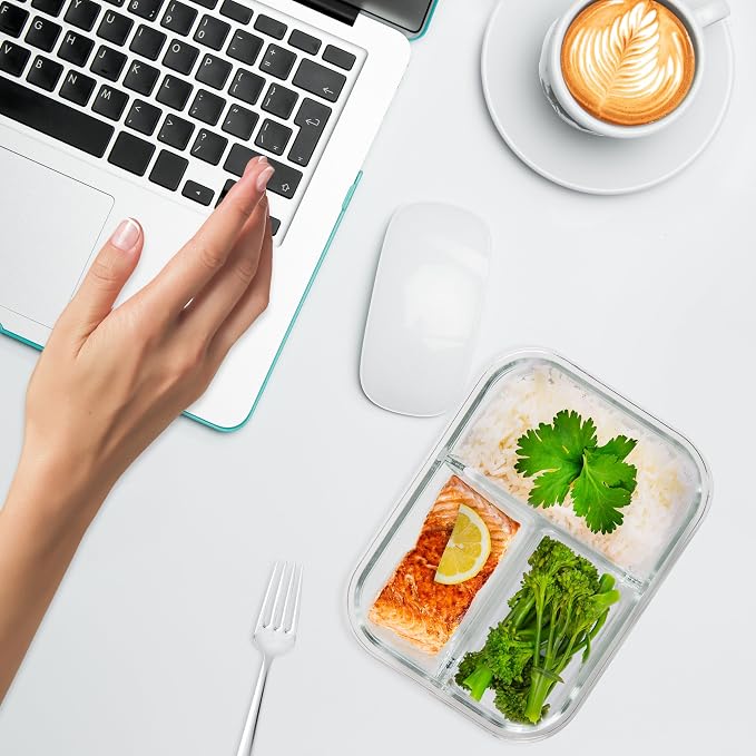 PrepNaturals 5 Pack 34oz Glass Meal Prep Containers - 3 Compartments | Borosilicate Glass Meal Prep Containers - Airtight Leak-Resistant Lids, Microwave, Oven & Freezer Safe (5-Pack, 34 oz)