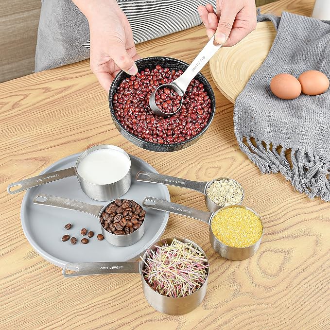 Measuring Cups Set, 18/8 Stainless Steel Measuring Cup Set, 6 Metal Measuring Cups with Measure Equivalents, Dry Kitchen Measure Cups, Baking Measurement Cups with 1/8 & 3/4 Measuring Cup